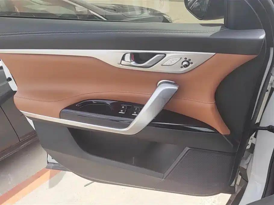 Changan CS95 2021 2.0T AWD Luxury Edition — миниатюра 7