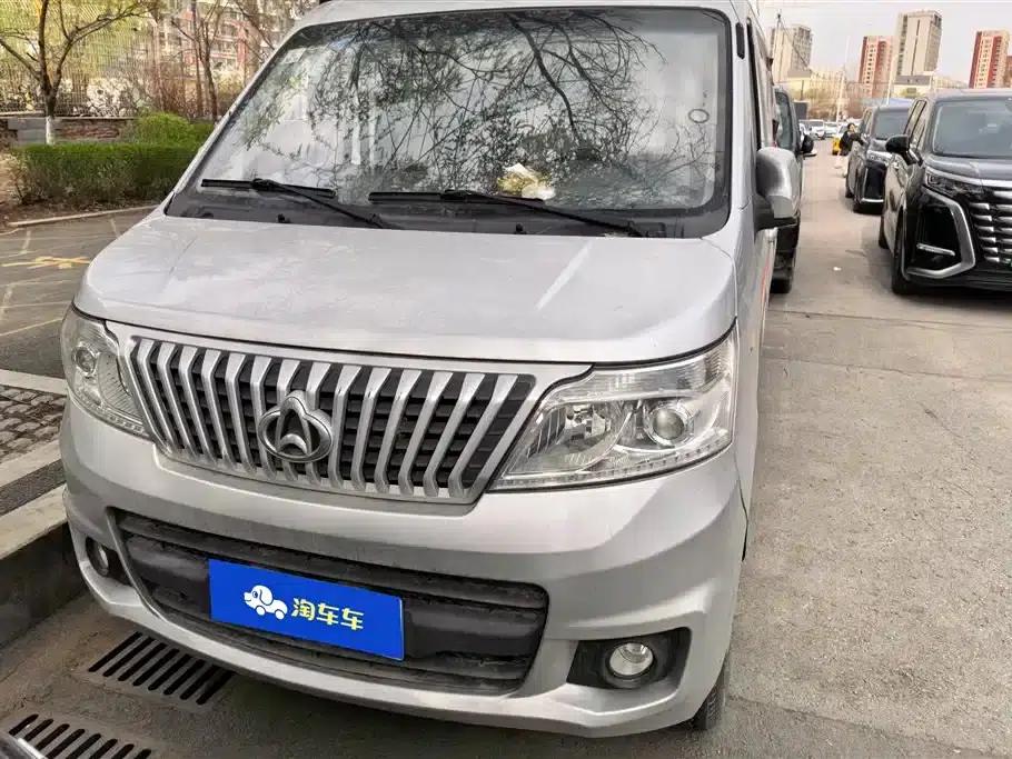 Changan Ruixing M80 2018 1.5L Comfort Van with Flat Top and Hatchback 4G15S — миниатюра 2