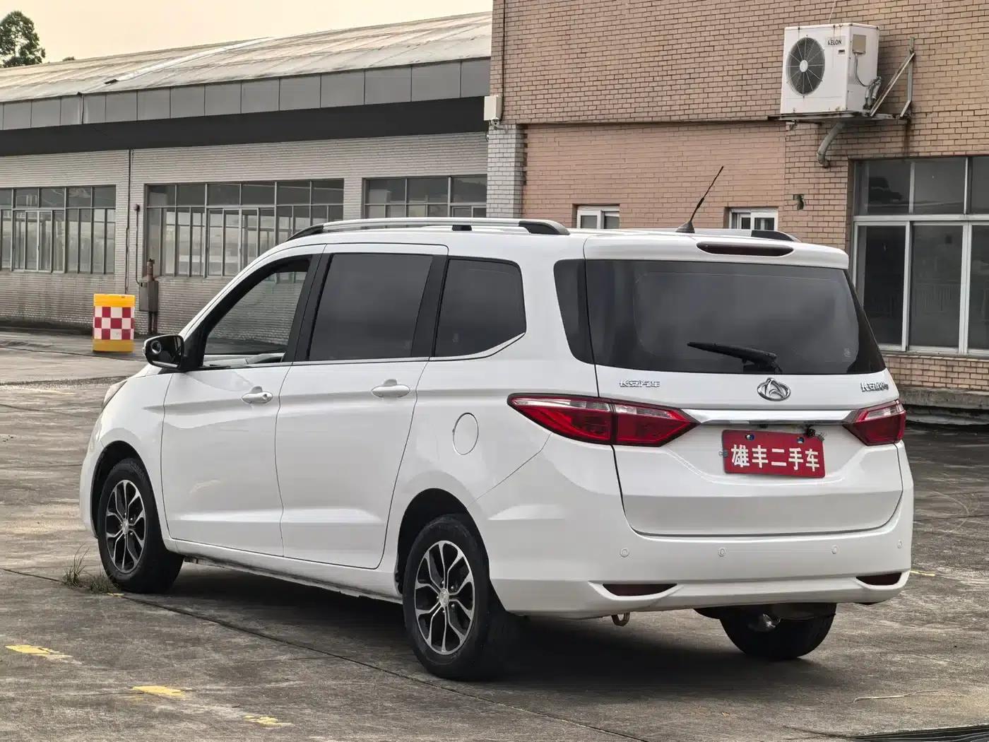 Changan Oushang A600 2016 1.5L Manual Deluxe 7-Seater — миниатюра 14