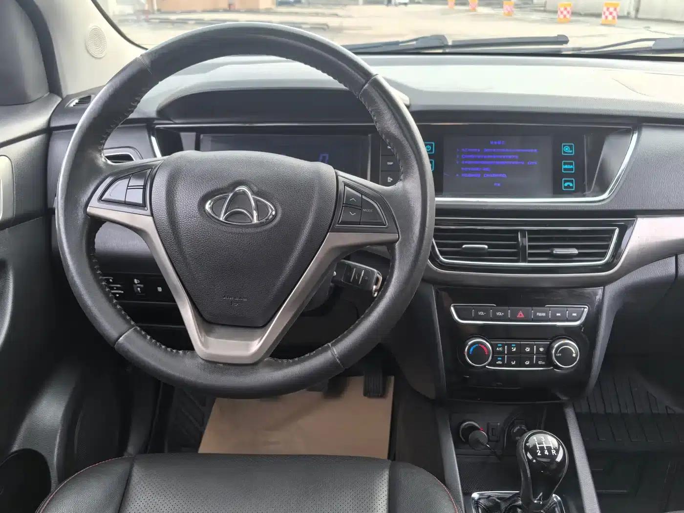 Changan Oushang A600 2016 1.5L Manual Deluxe 7-Seater — миниатюра 10