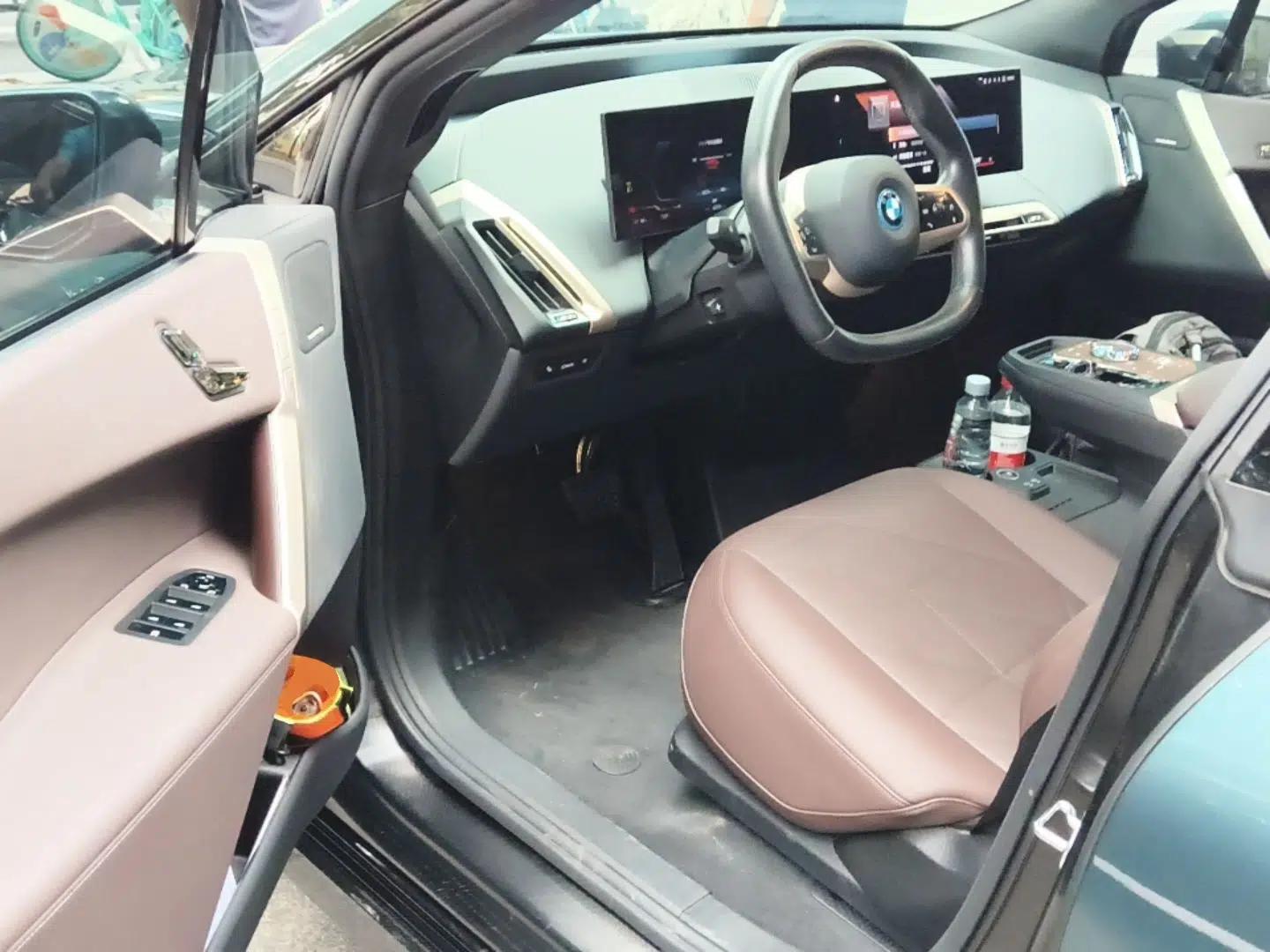 BMW iX 2022 xDrive40 — миниатюра 19
