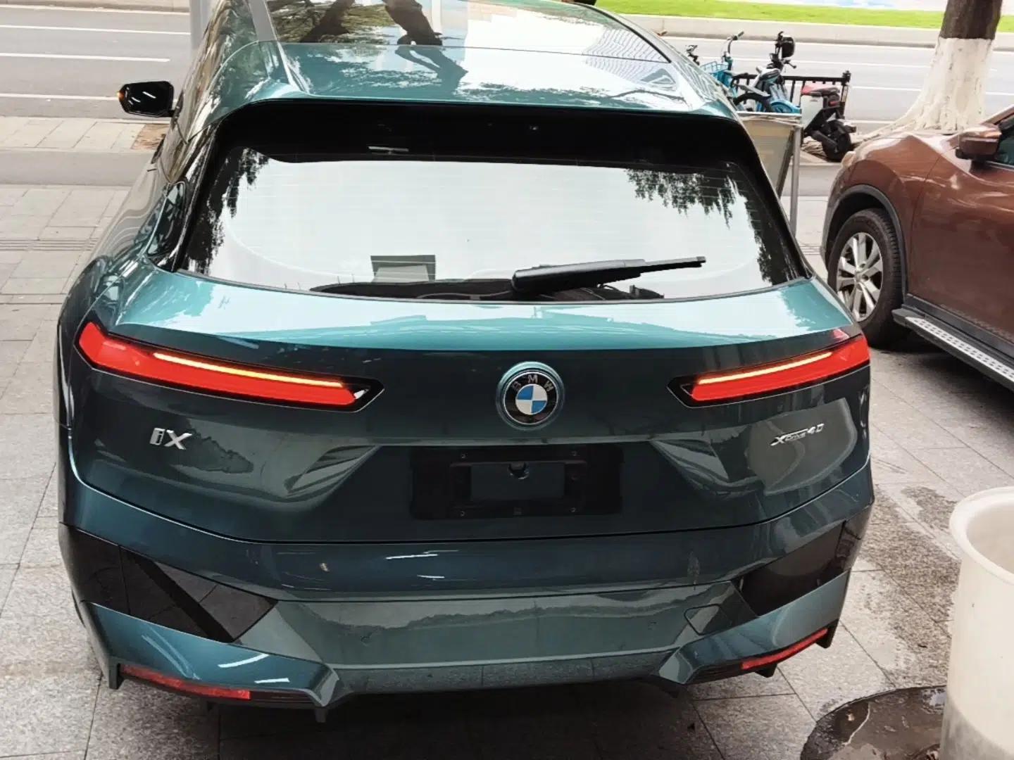 BMW iX 2022 xDrive40 — миниатюра 5