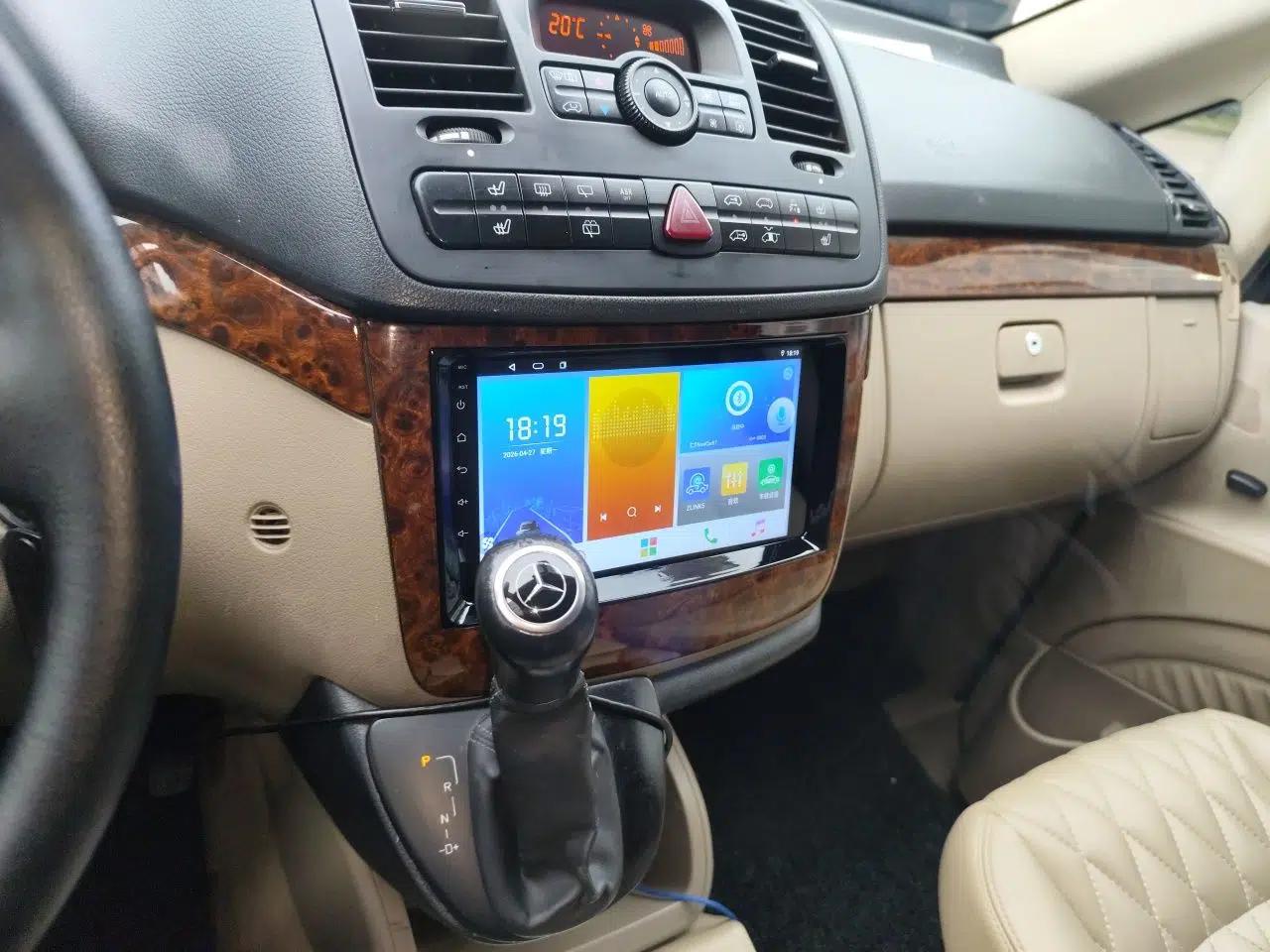 Mercedes-Benz Viano 2010 2.5L Prestige Edition — миниатюра 14