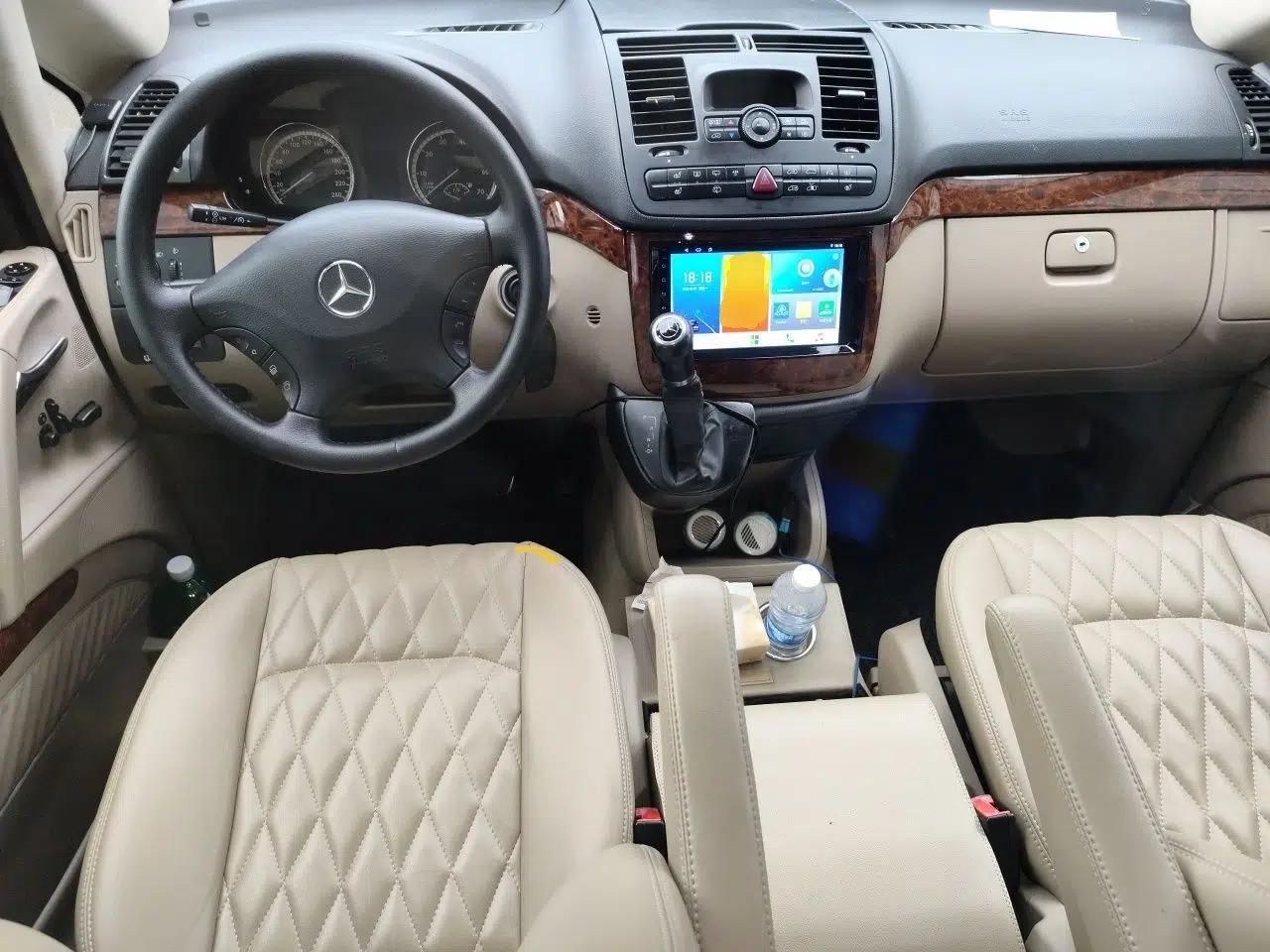 Mercedes-Benz Viano 2010 2.5L Prestige Edition — миниатюра 10
