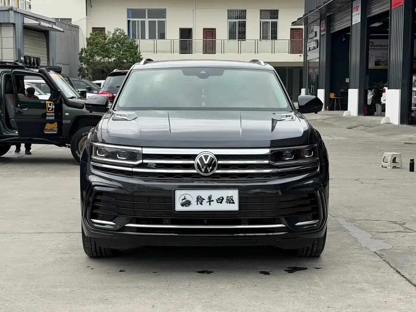 Tiguan X 2022 380TSI AWD Flagship Edition — миниатюра 2