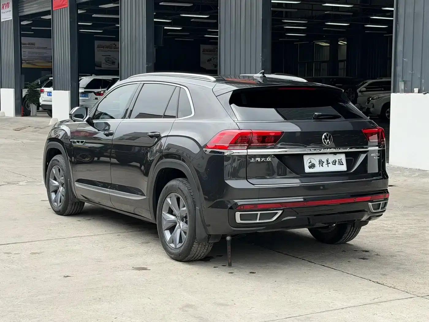 Tiguan X 2022 380TSI AWD Flagship Edition — миниатюра 12