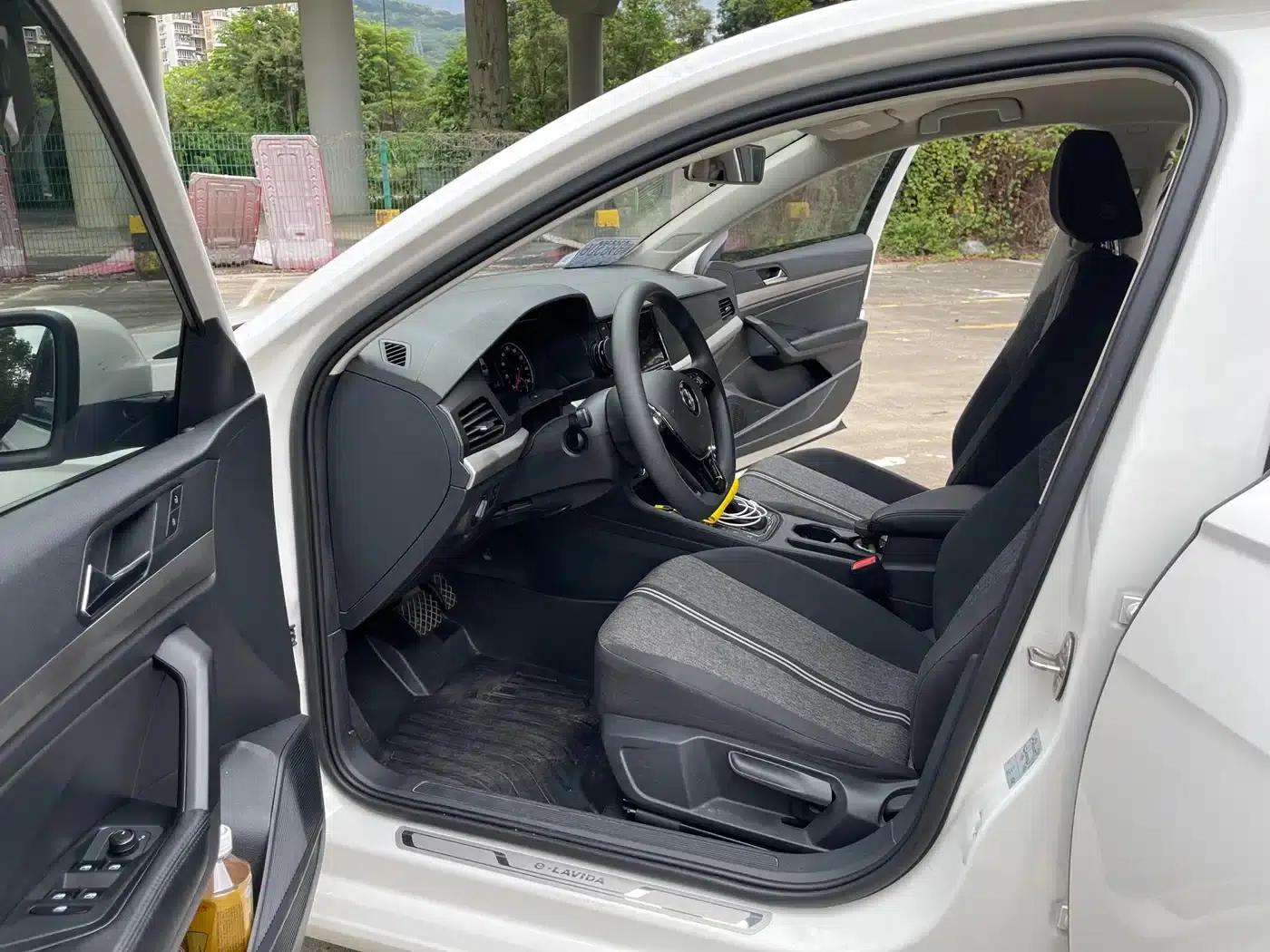2019 Volkswagen Lavida EV Premium Edition — миниатюра 10