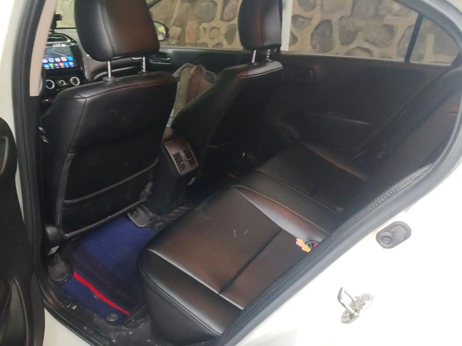Honda Greiz 2016 1.5L CVT Fashion Edition — миниатюра 20