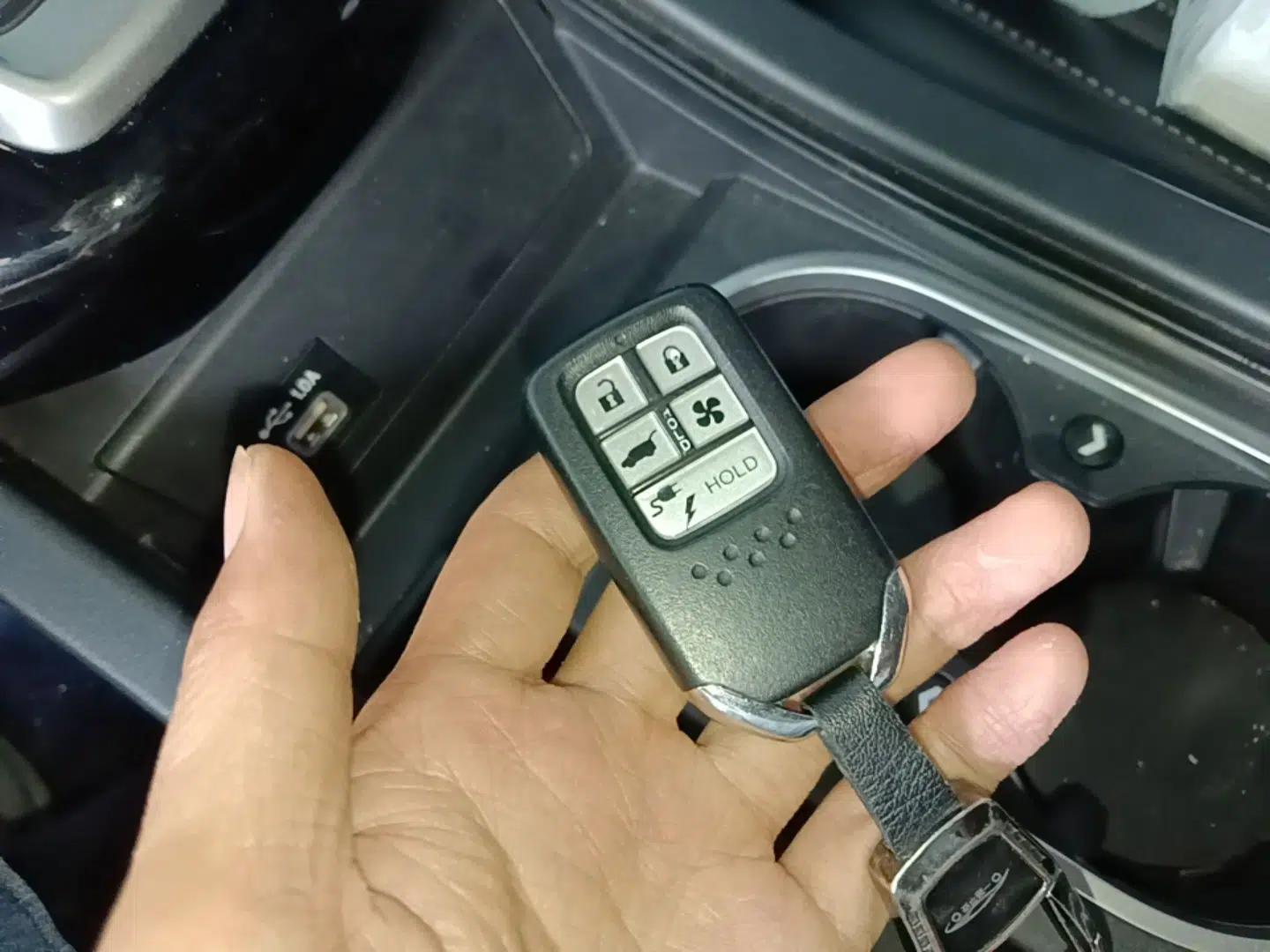Honda Breeze New Energy 2022 ePHEV Prestige Edition — миниатюра 12
