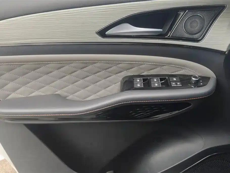 Fengxing Yacht 2022 1.5T DCT Wave Chaser Edition — миниатюра 7