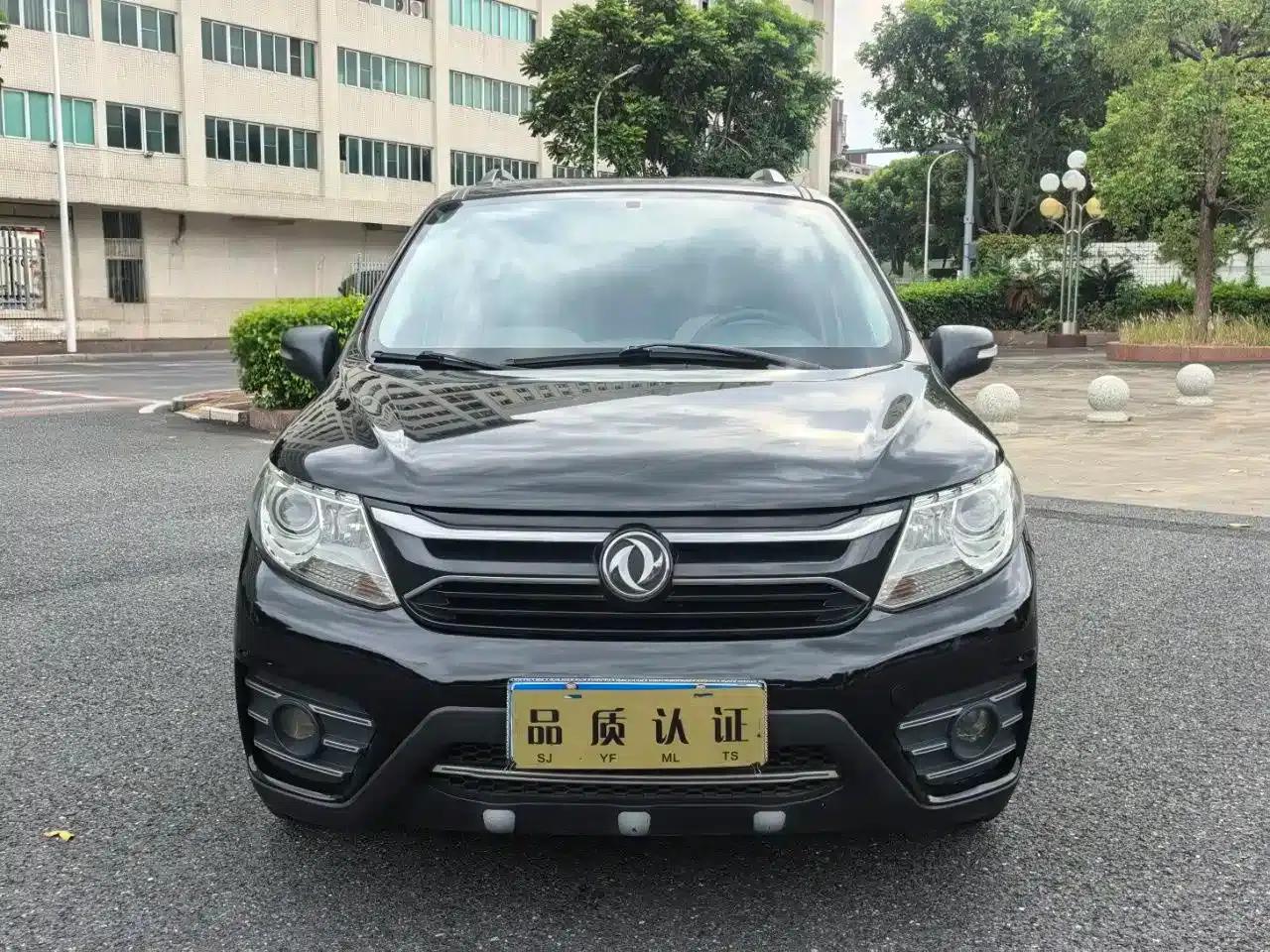 Jingyi X3 2016 1.5L Luxury Edition — миниатюра 1