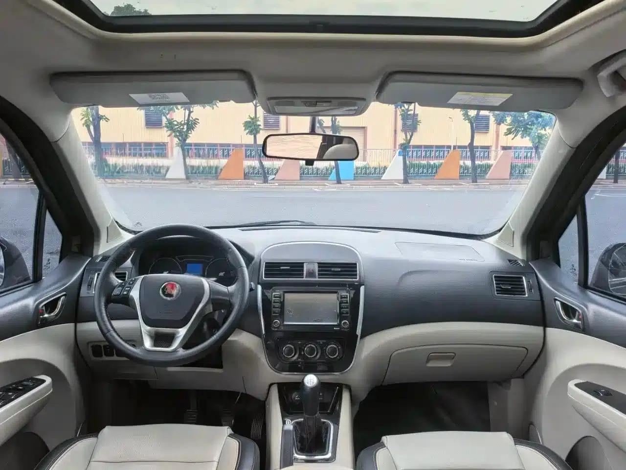 Jingyi X3 2016 1.5L Luxury Edition — миниатюра 5