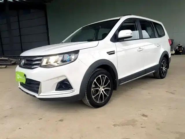 Fengxing SX6 2019 1.6L Manual Deluxe Edition (China VI Emission Standard)