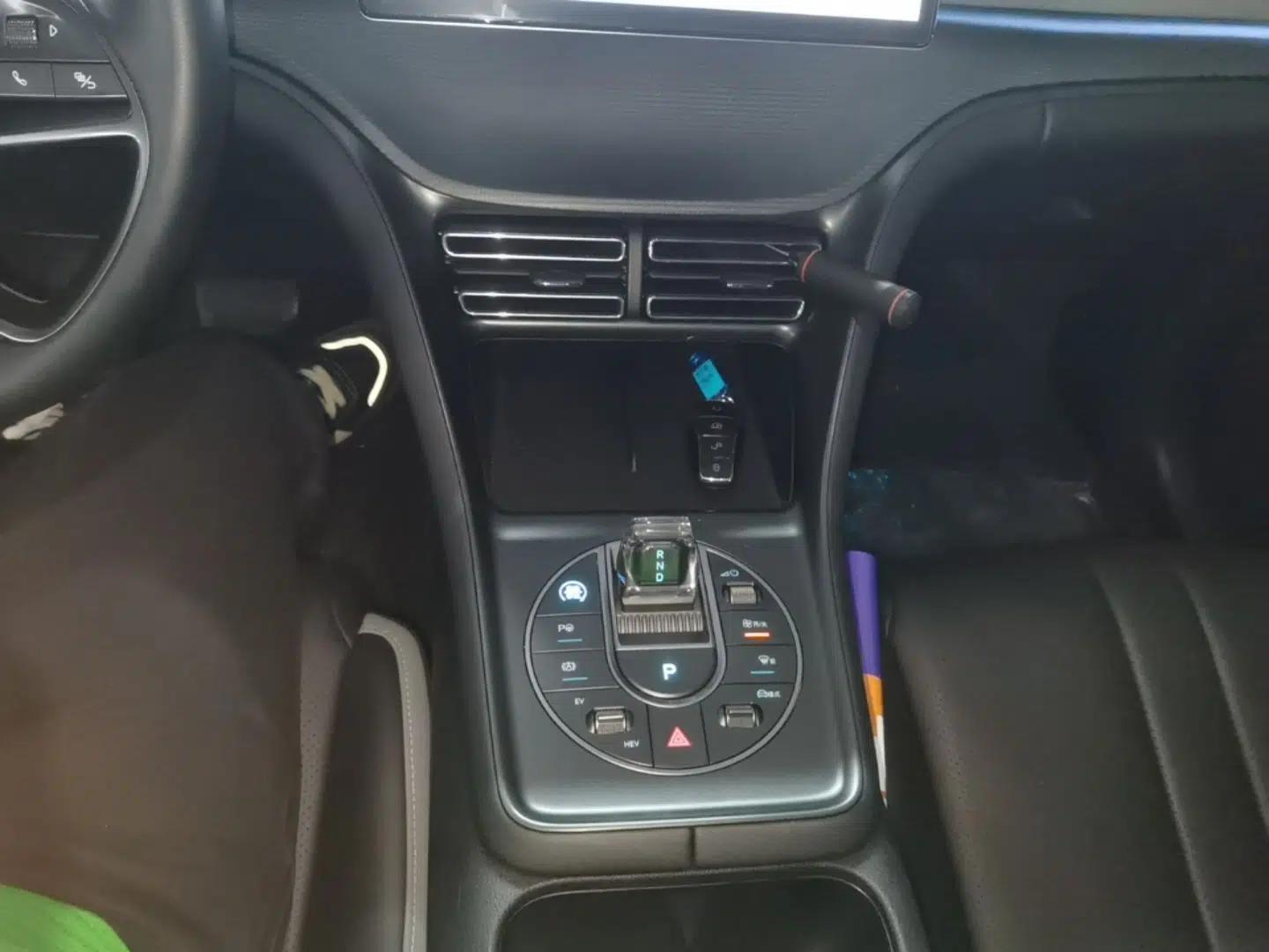 BYD Sealion 05 DM-i 2025 DM-i Intelligent Driving 75KM Prestige Model — миниатюра 17