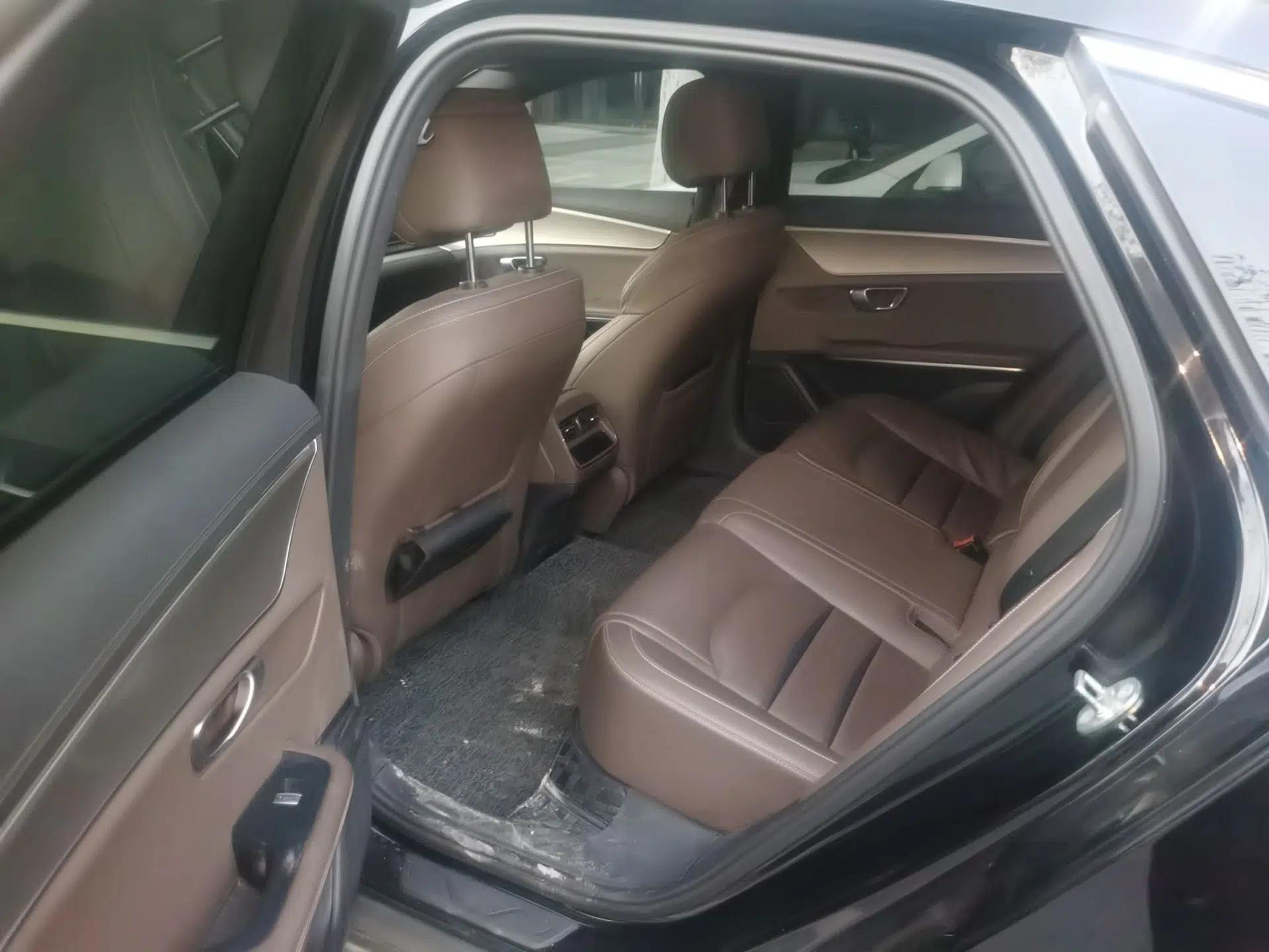 BYD e9 2022 Business Edition — миниатюра 18