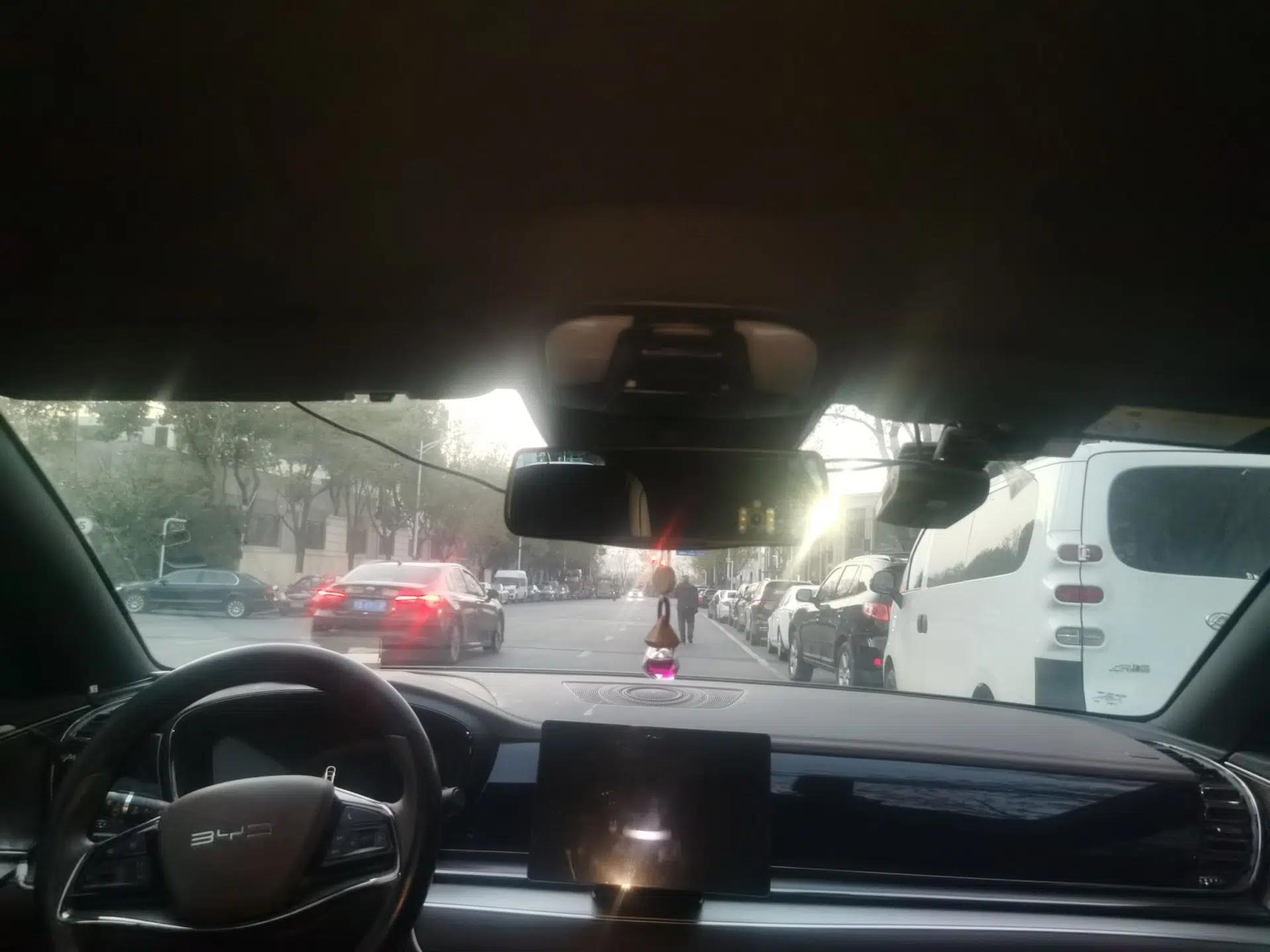 BYD e9 2022 Business Edition — миниатюра 19