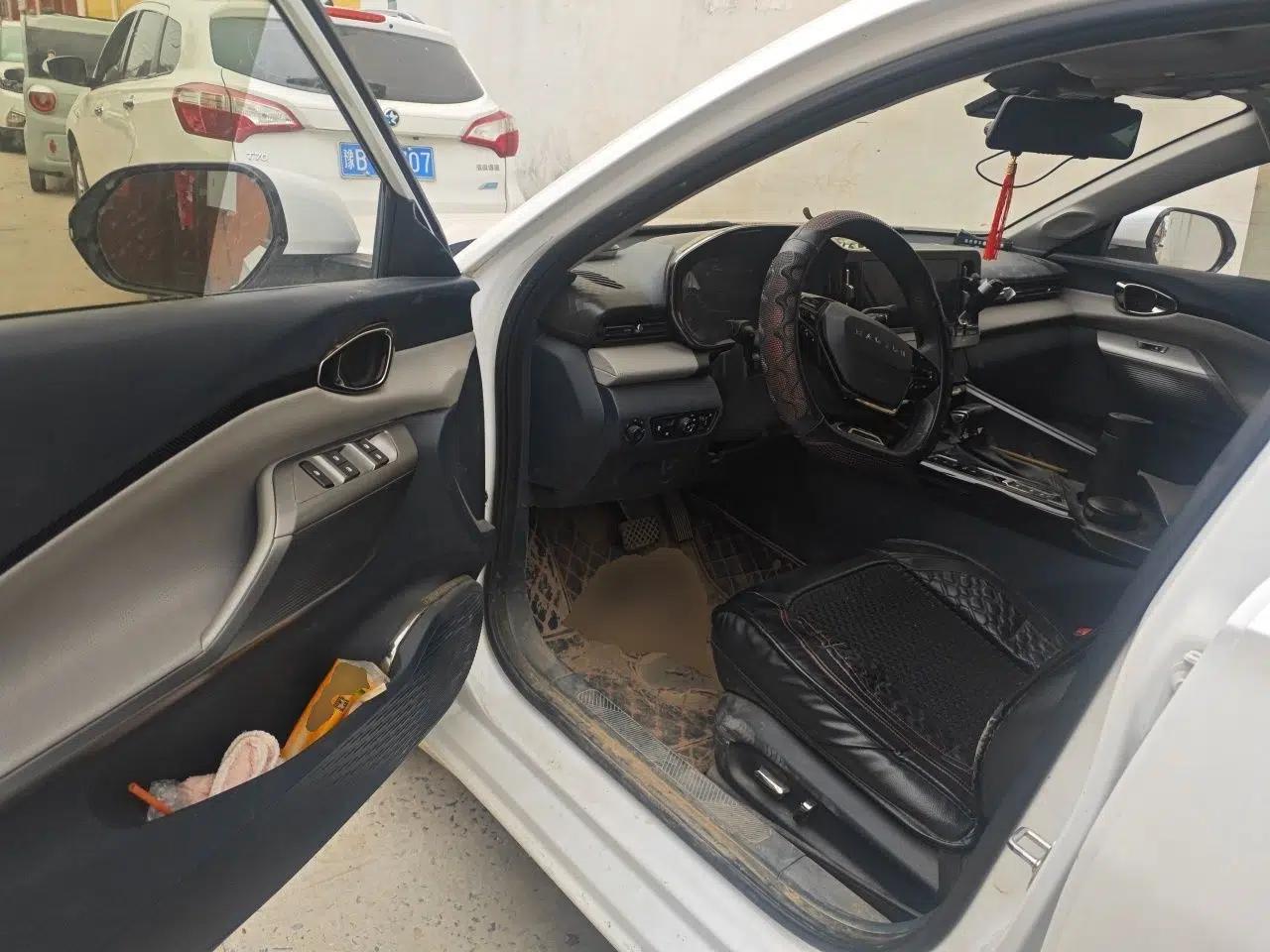 Baojun RC-5 2020 1.5T CVT Smart Shine Prestige Edition — миниатюра 17