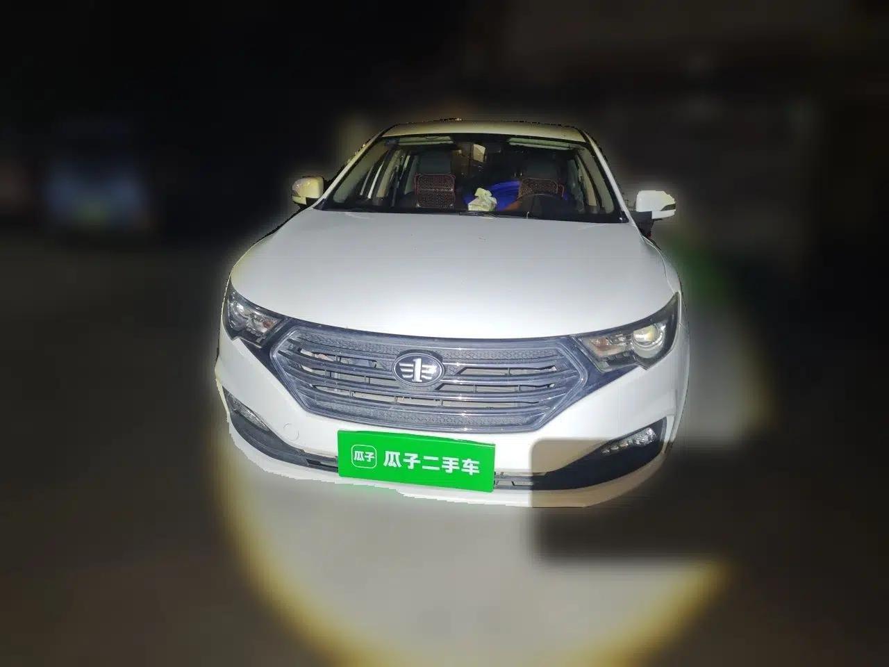 Bestune B30 2017 1.6L manual Comfort trim level — миниатюра 2