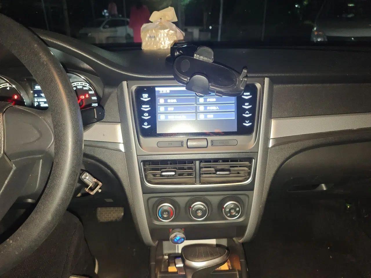 Bestune B30 2017 1.6L manual Comfort trim level — миниатюра 14