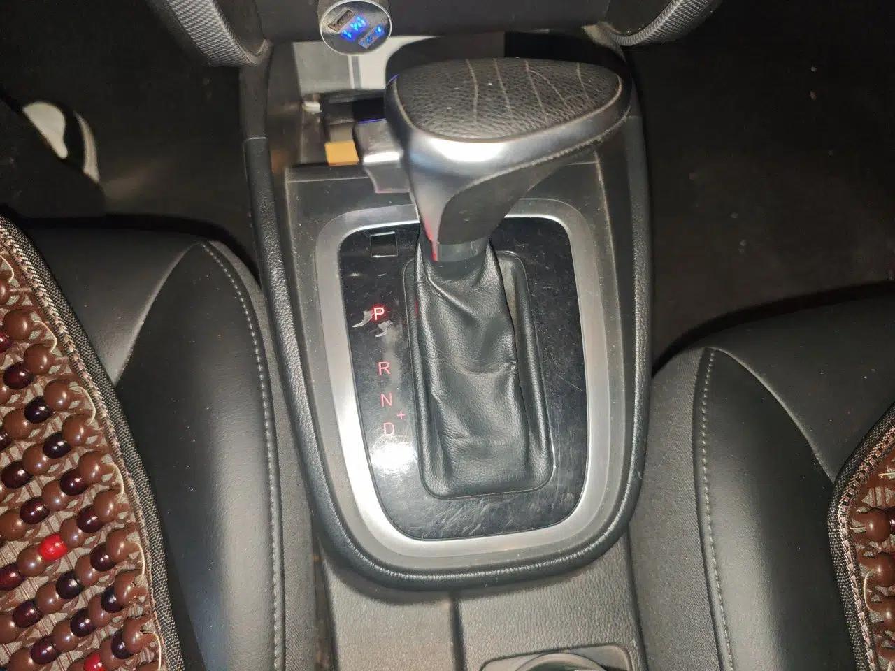 Bestune B30 2017 1.6L manual Comfort trim level — миниатюра 15