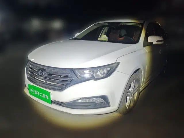Bestune B30 2017 1.6L manual Comfort trim level