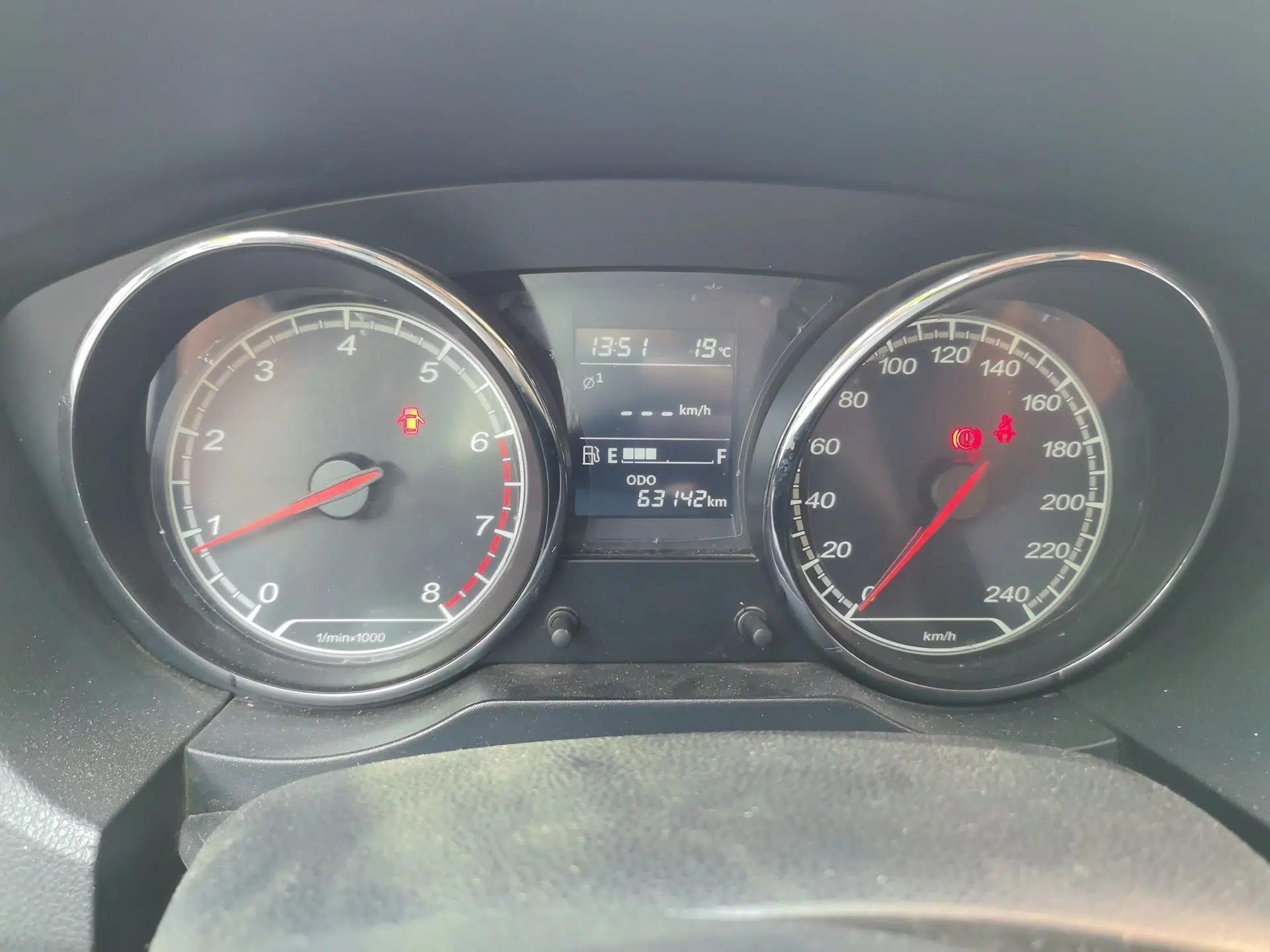 Bestune B30 2016 1.6L manual luxury version — миниатюра 12