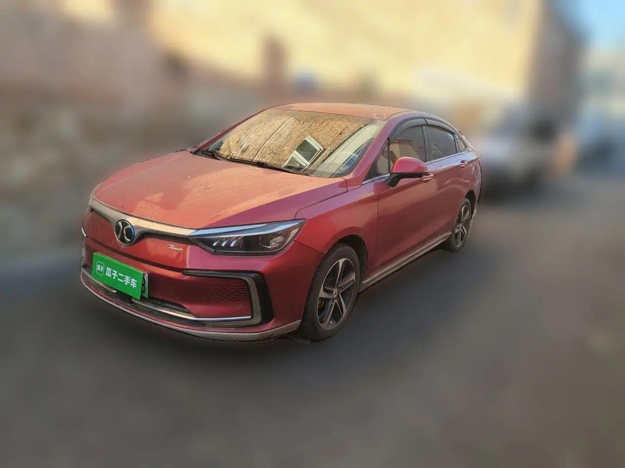 BAIC Beijing EU5 2018 R500 Smart Edition — миниатюра 1