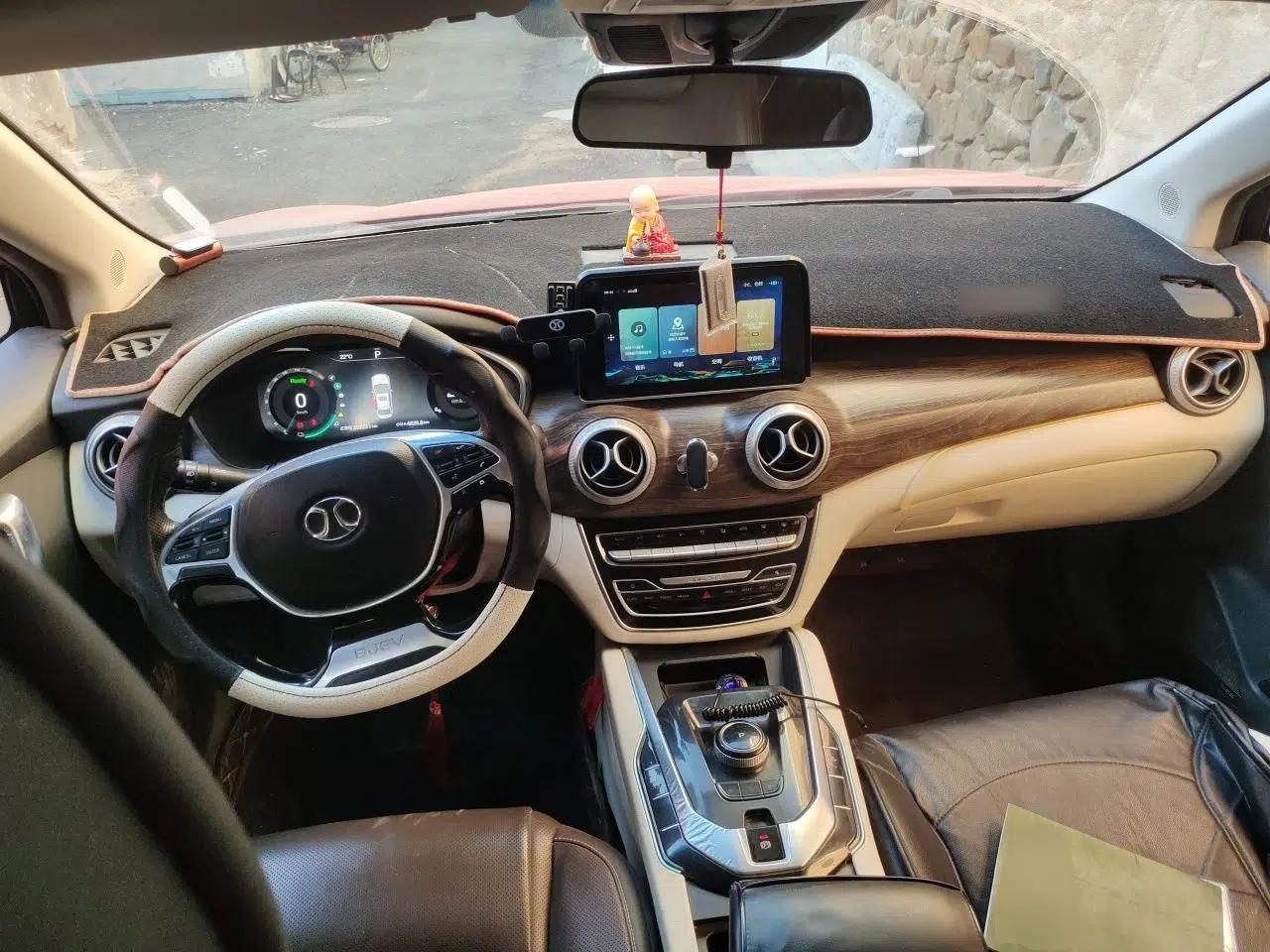 BAIC Beijing EU5 2018 R500 Smart Edition — миниатюра 10
