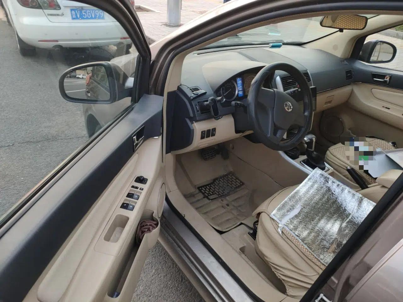 BAIC E Series 2013 Hatchback 1.5L Automatic Lotte Edition — миниатюра 17