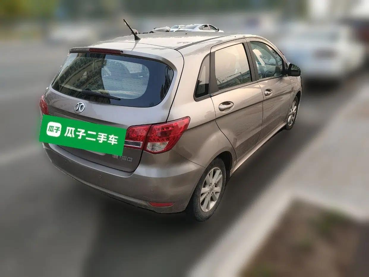 BAIC E Series 2013 Hatchback 1.5L Automatic Lotte Edition — миниатюра 6