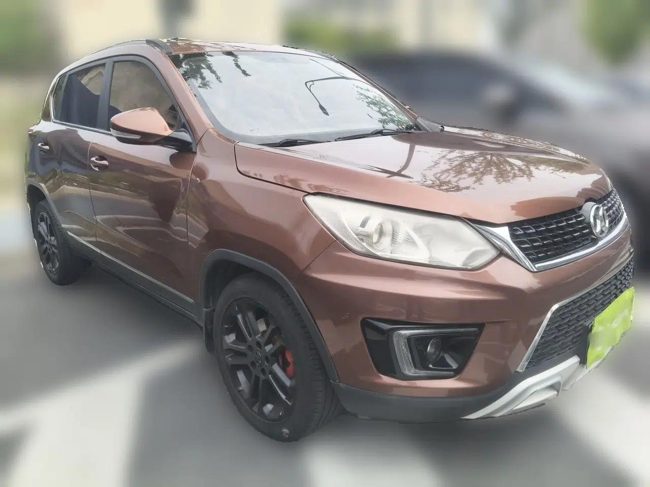 BAIC Senova X35 2016 1.5L Manual Luxury Edition — миниатюра 3