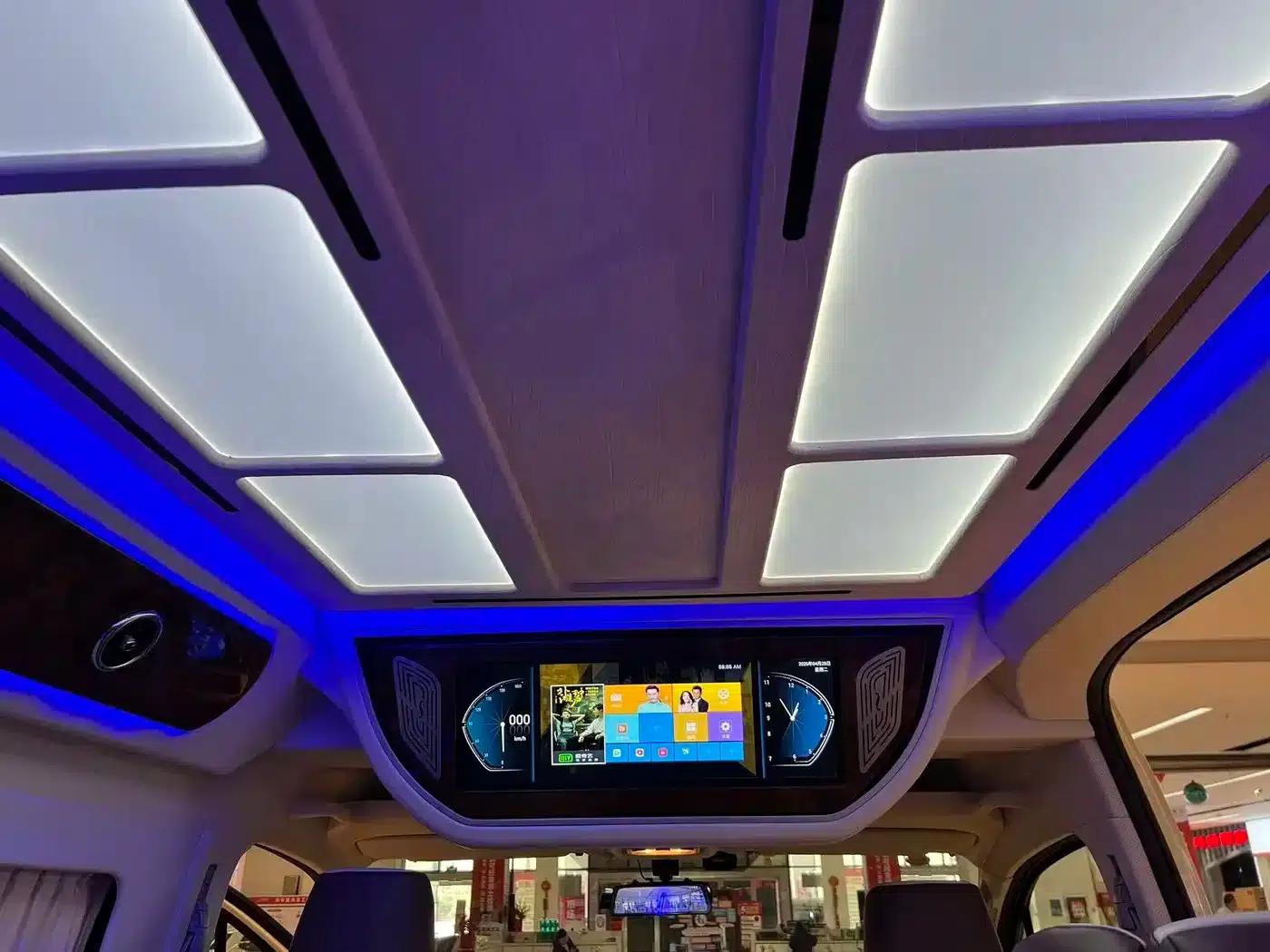2019 HIACE 3.5L Automatic — миниатюра 18