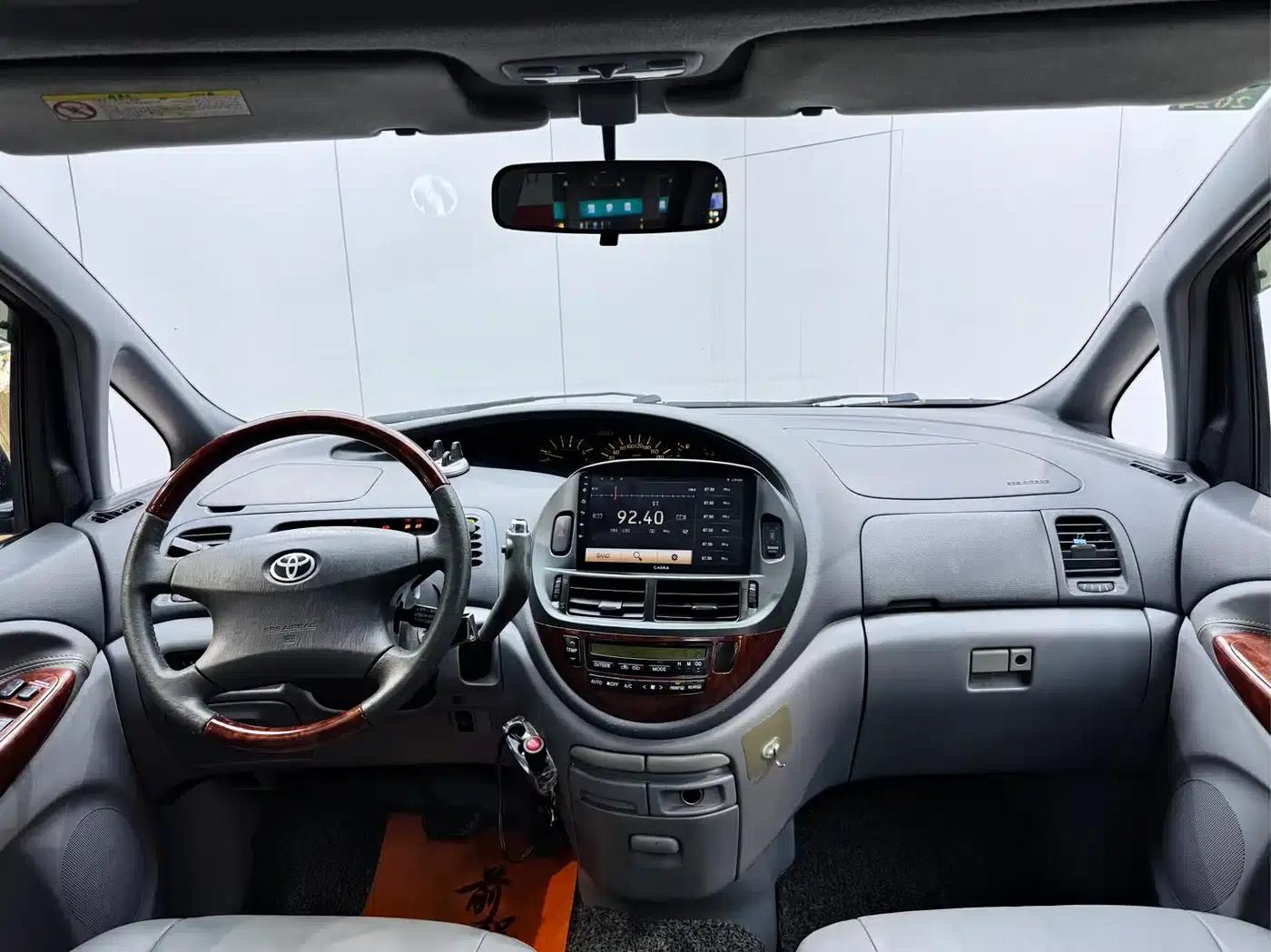2002 Previa 2.4L Automatic DX — миниатюра 10