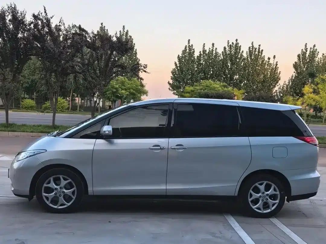 2007 Previa 3.5L 7-seater Luxury — миниатюра 3