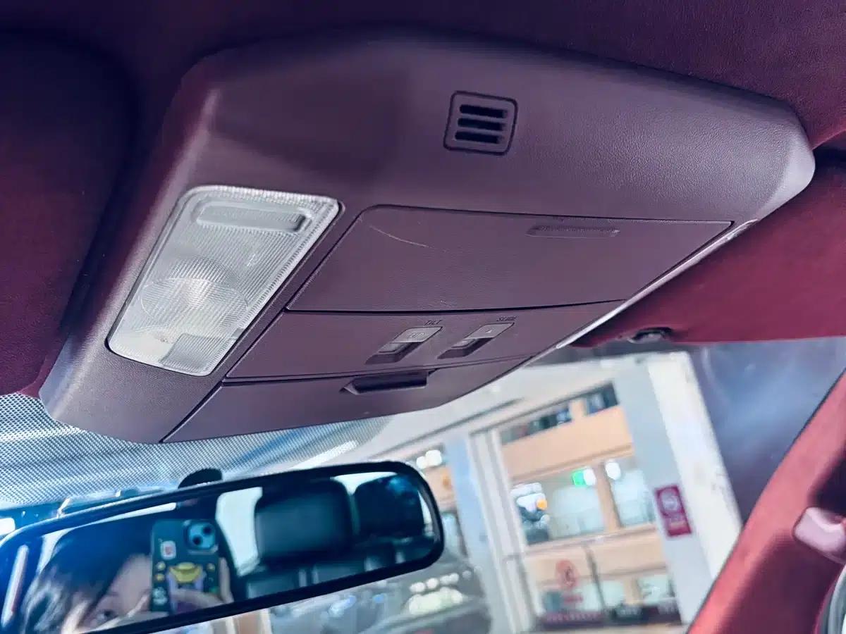 2016 Sequoia 5.7L Middle East Edition — миниатюра 11