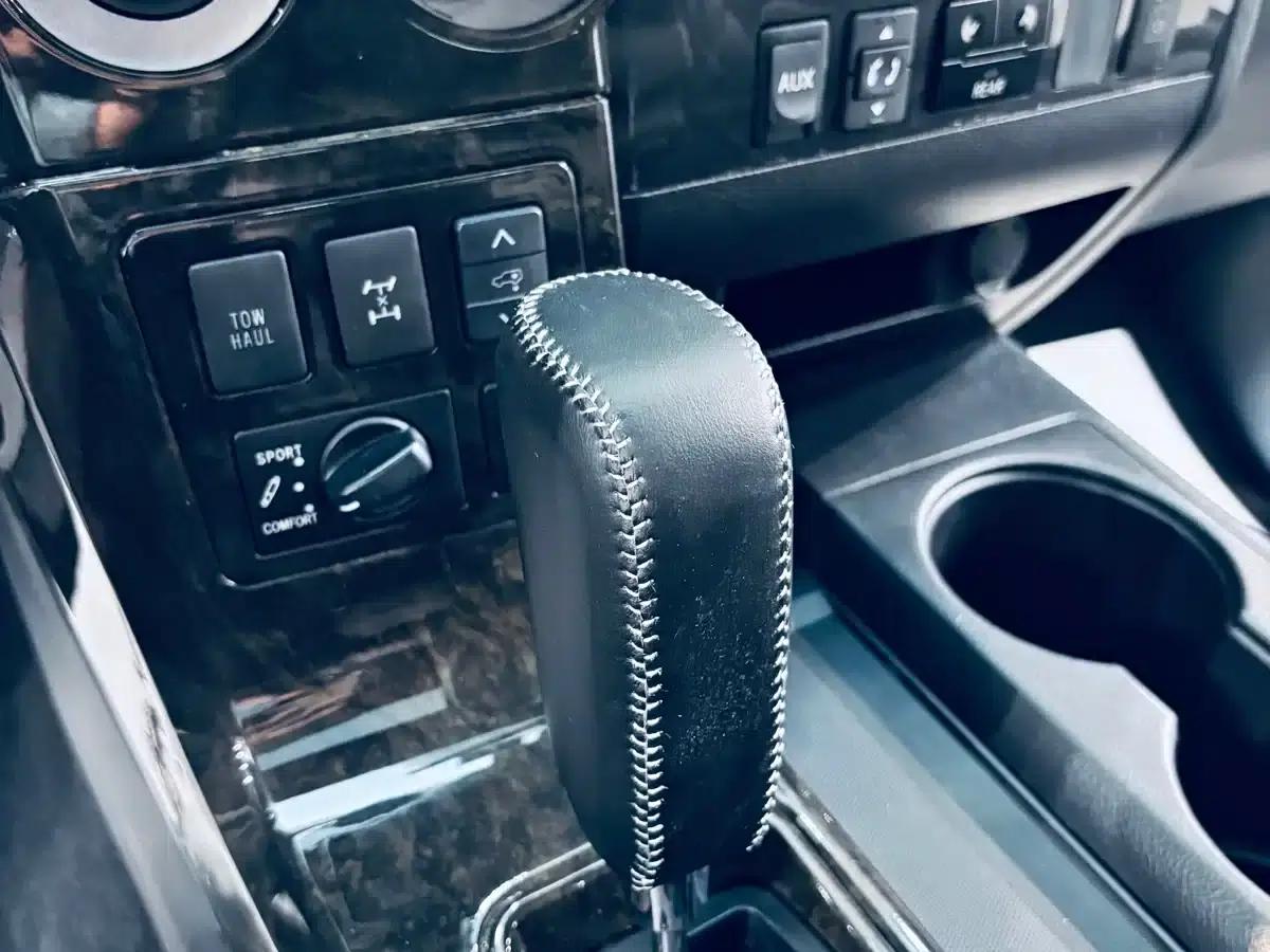 2016 Sequoia 5.7L Middle East Edition — миниатюра 9