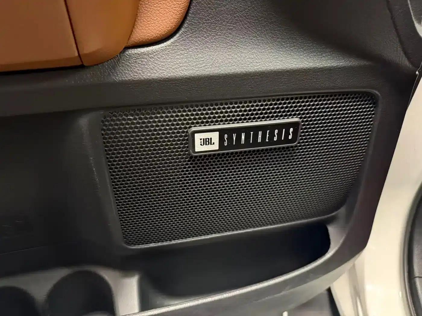 2018 Sequoia 5.7L Automatic — миниатюра 13