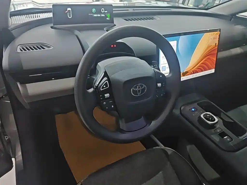 Toyota BZ5 2025 550 JOY — миниатюра 11