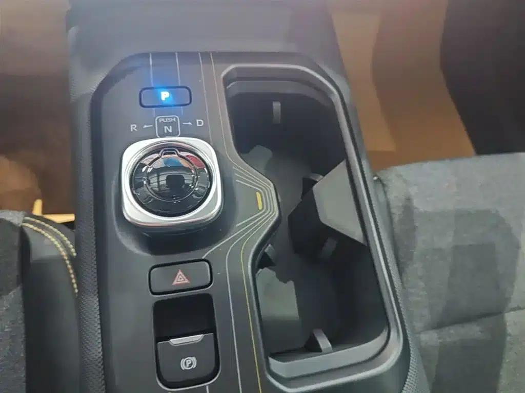 Toyota BZ5 2025 550 JOY — миниатюра 14