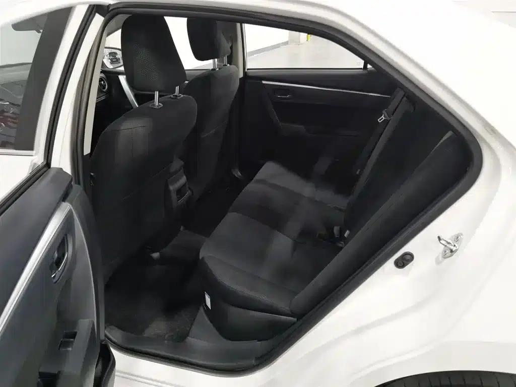 Corolla Hybrid E+ 2019 1.8L E-CVT Leading Edition — миниатюра 15