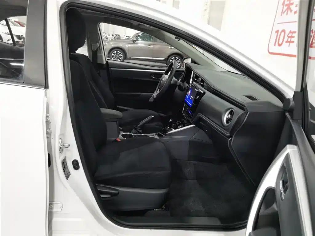 Corolla Hybrid E+ 2019 1.8L E-CVT Leading Edition — миниатюра 23