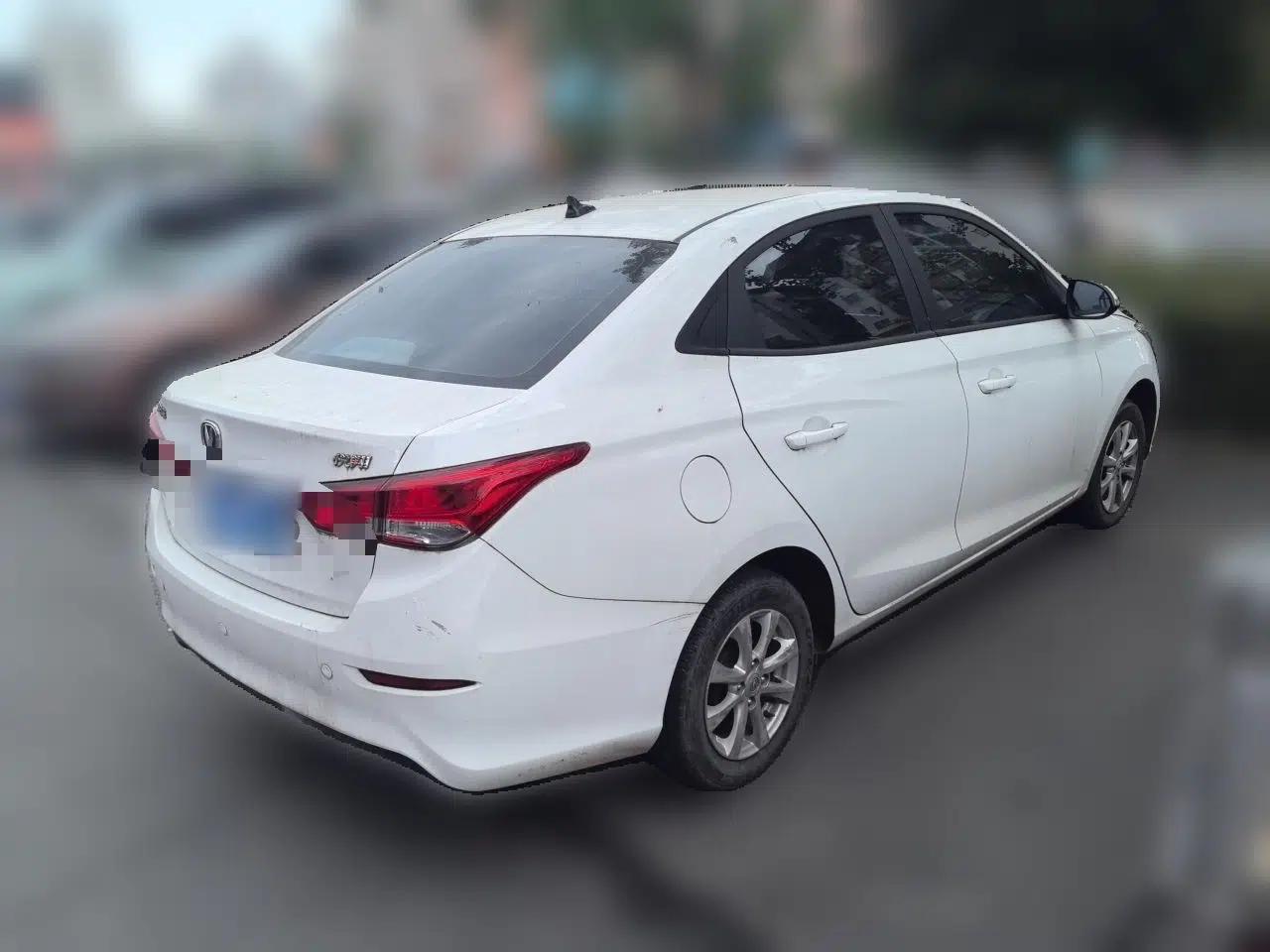 CHANGAN Alsvin 2019 1.5L DCT Luxury Version China VI Standard — миниатюра 6