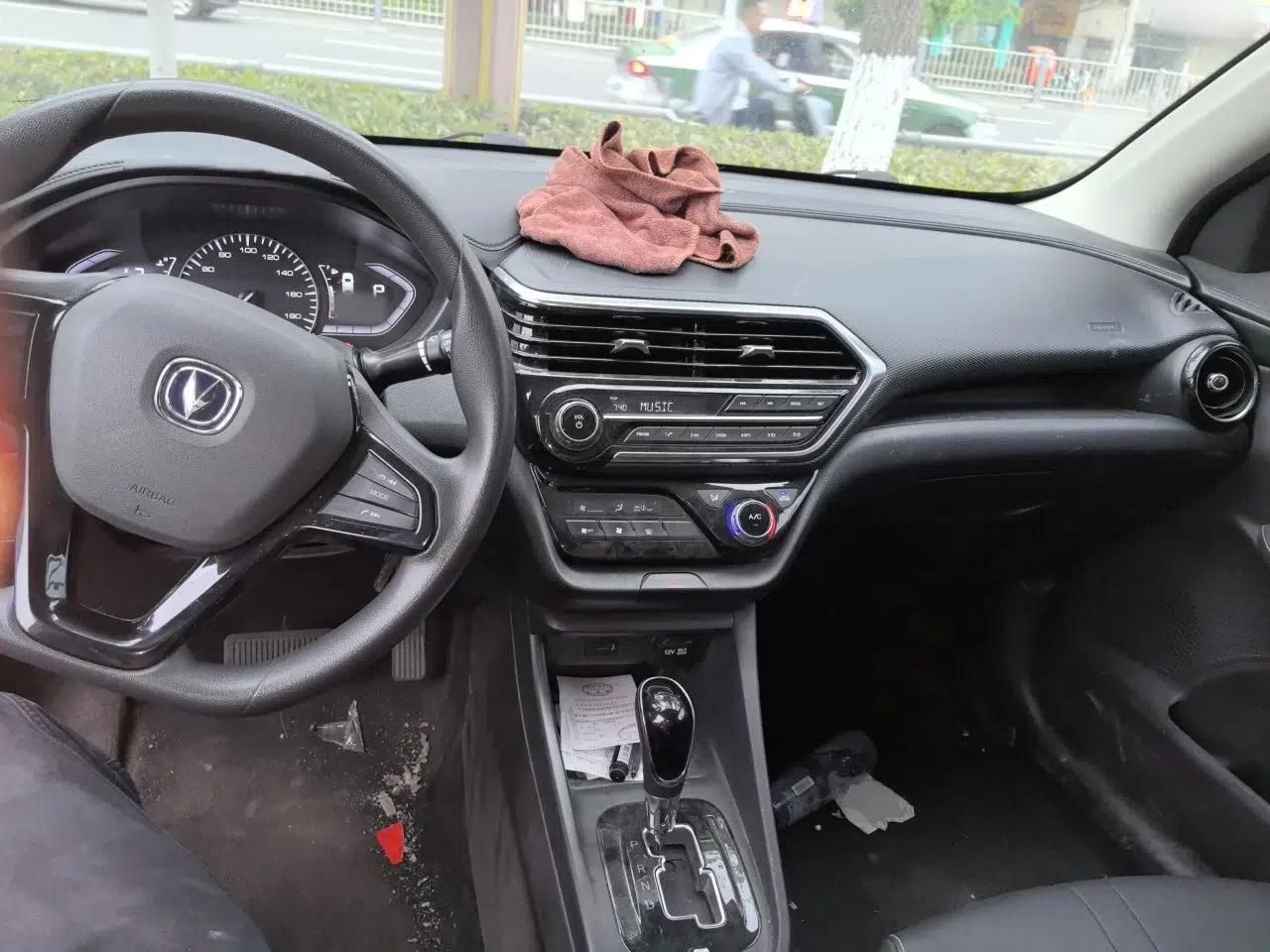 CHANGAN Alsvin 2019 1.5L DCT Luxury Version China VI Standard — миниатюра 10