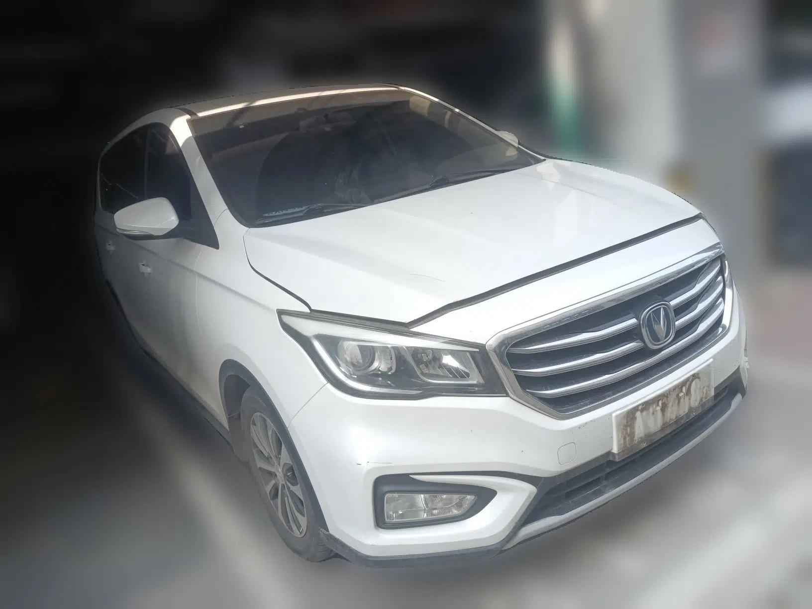 CHANGAN Lingxuan 2017 1.6L Manual Happiness Edition — миниатюра 2