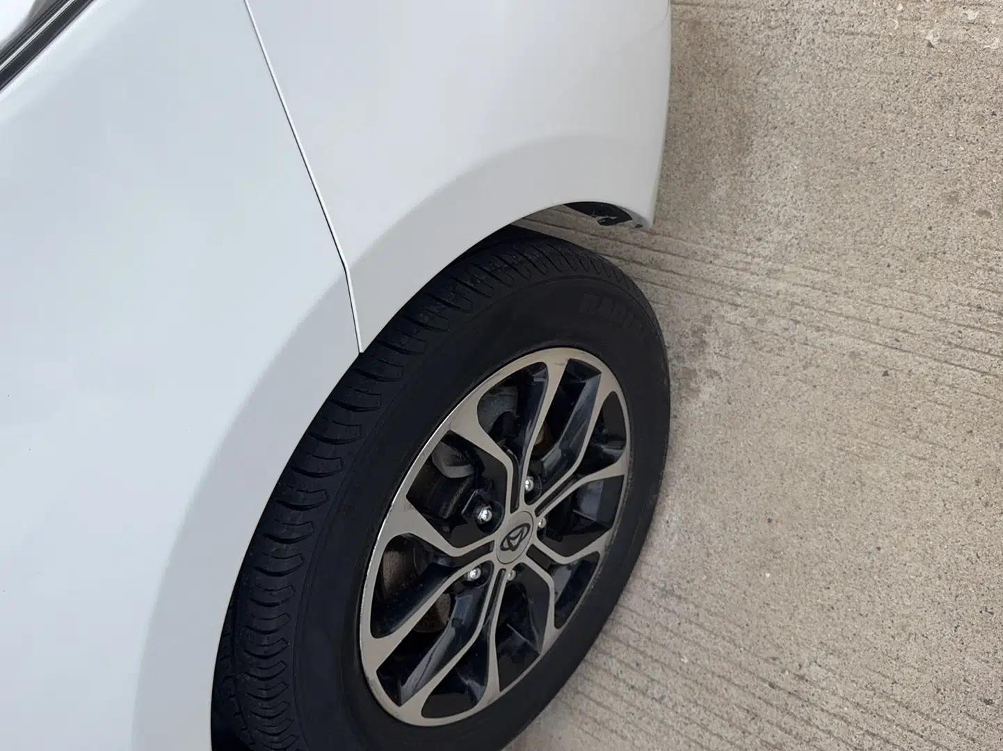 CHANGAN Lingxuan 2017 1.6L Manual Happiness Edition — миниатюра 6