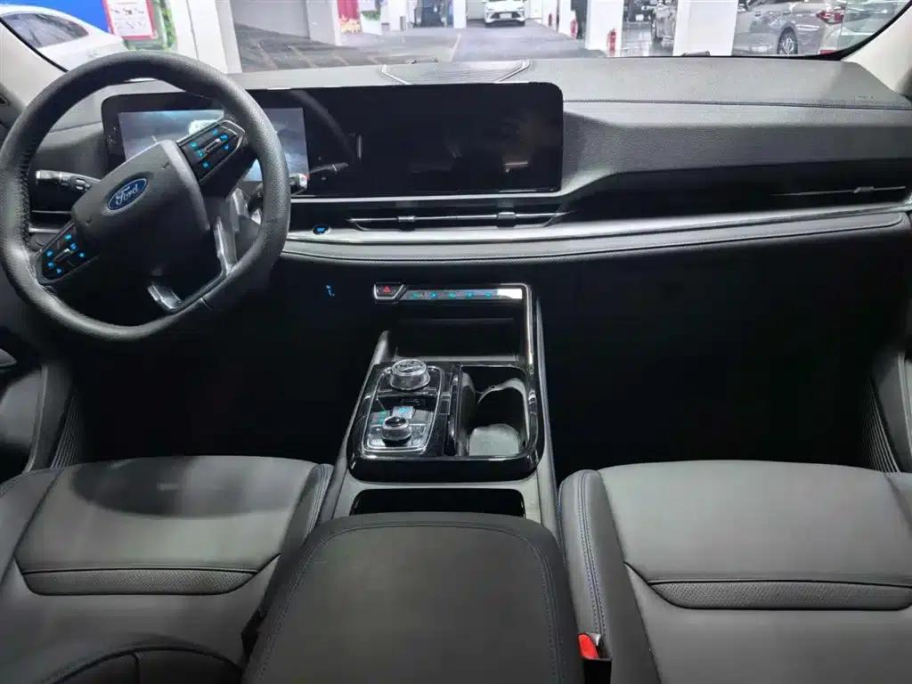 2025 EcoBoost 170 Platinum Edition — миниатюра 12