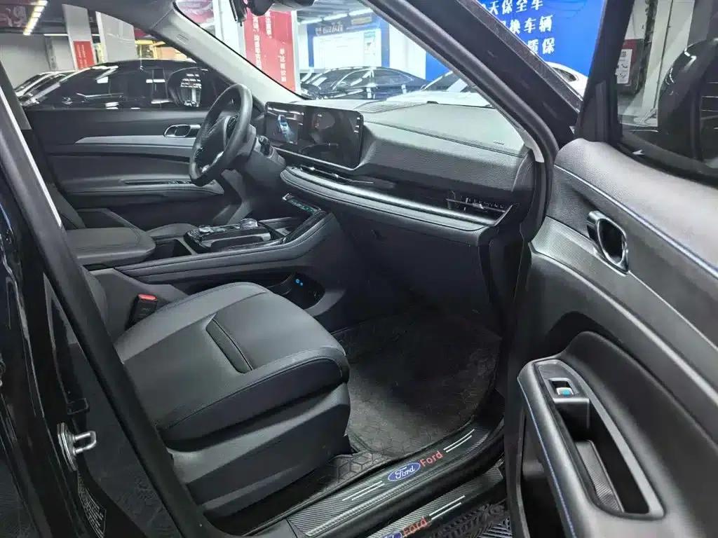 2025 EcoBoost 170 Platinum Edition — миниатюра 13