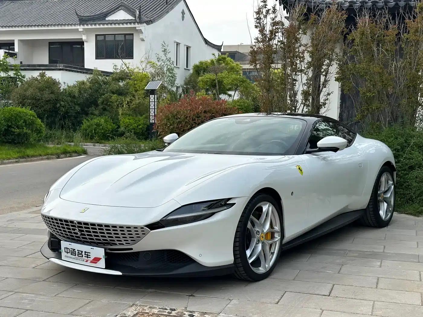 Roma 2020 3.9T V8 — миниатюра 2