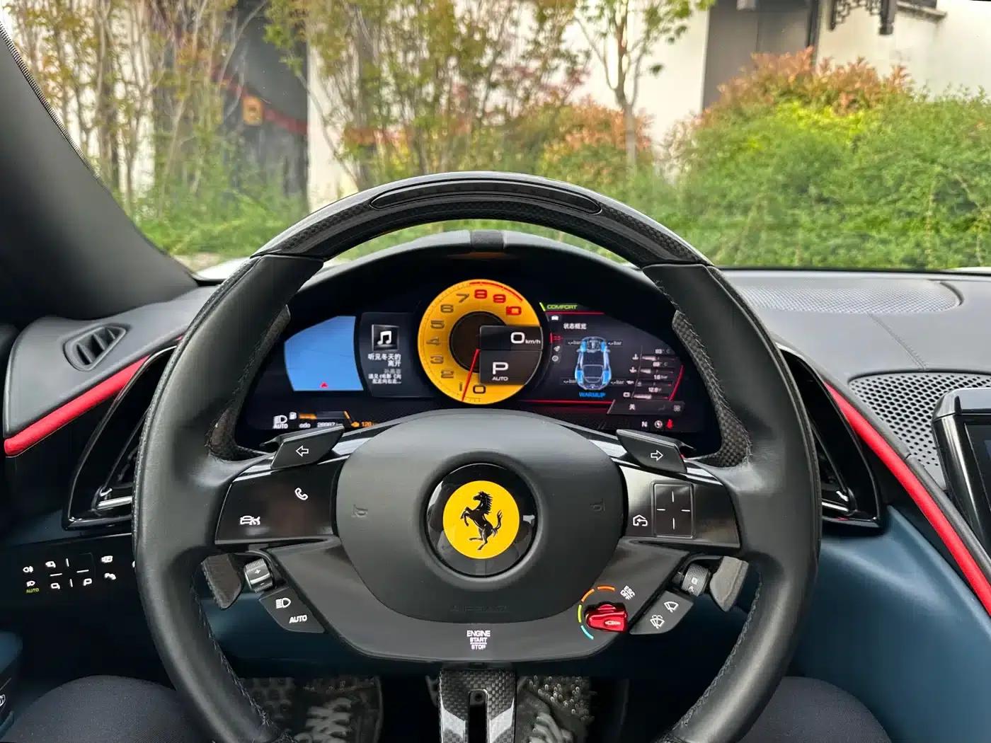 Roma 2020 3.9T V8 — миниатюра 14
