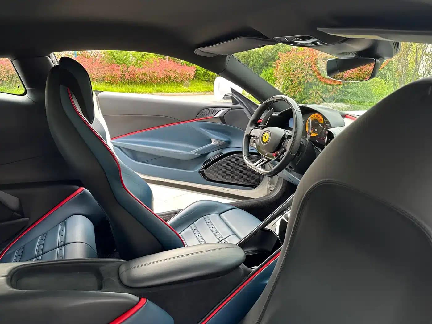 Roma 2020 3.9T V8 — миниатюра 10